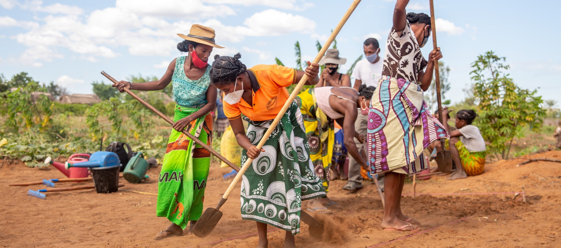 Trained by Action Against Hunger, these women farmers are able to successfully plant crops despite the drought and dry soil.