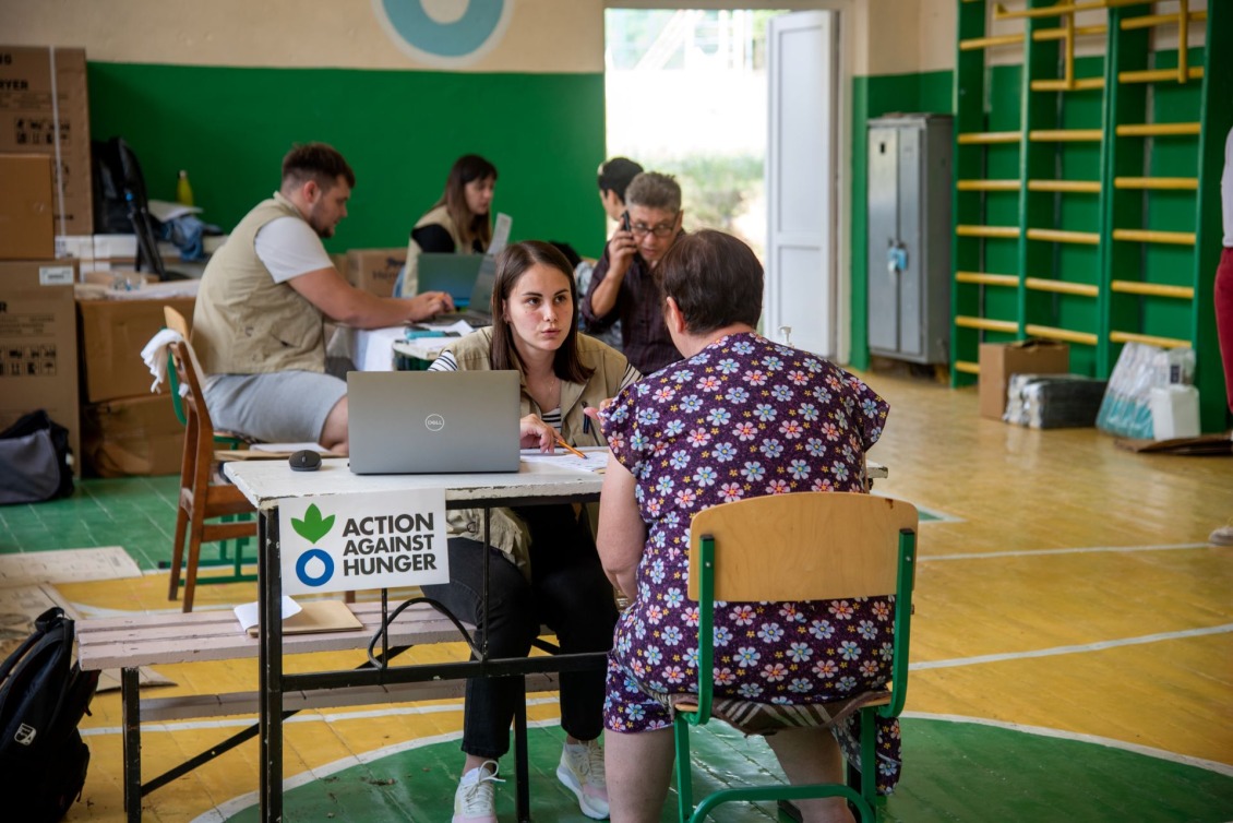 Action Against Hunger coordinates a cash distribution for Ukrainians on 02 August, 2022, in the Chernivtsi Oblast, in the West of Ukraine.