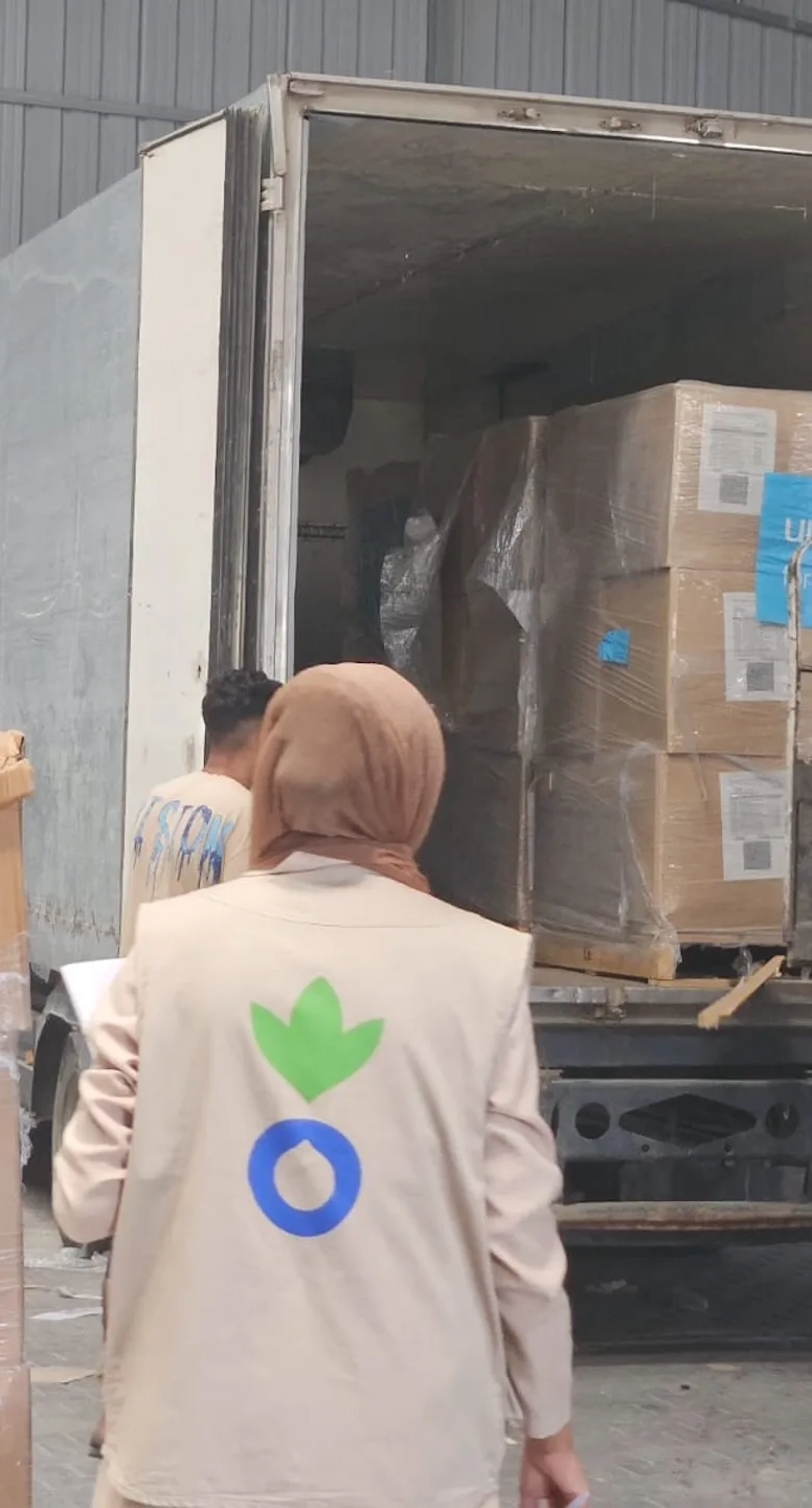 Arrival at a warehouse of some hygiene kits that had been blocked at the border for a long time in Gaza.